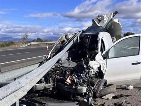 El Conductor De Una Furgoneta Resulta Herido En Un Espectacular