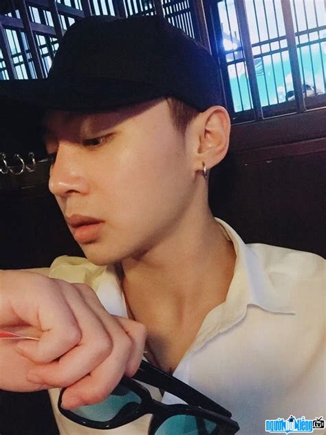 Hot boy Ngô Trí Khánh