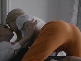 Blonde And Brunette Lesbians Enjoy Wet Cunnilingus ZB Porn