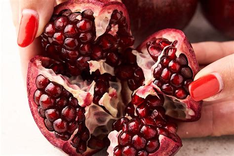 Can You Eat Pomegranate Seeds