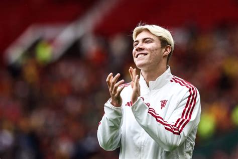 Man Utd sign Hojlund in 'dream' move for Denmark striker | New Straits ...