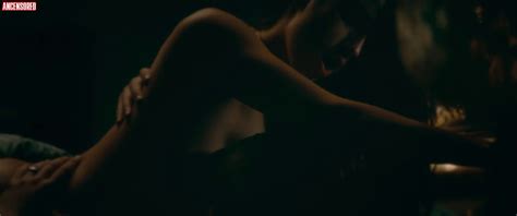 Naked Carolina Yuste In Sky High