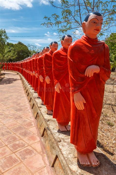 Statues Of Buddhist Monks Arahants In Nellikulama Temple W