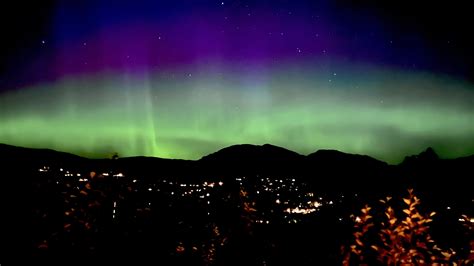 Nordlys over kvamskogen i går : r/Norway