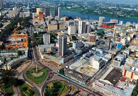 Une Vue A Rienne De La Commune Du Plateau Abidjan Net Photos