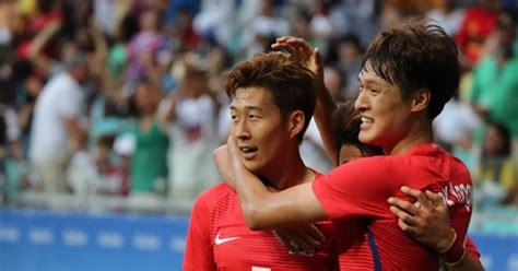 손흥민 독일전 골 축구팬이 뽑은 올해의 최고의 골 선정