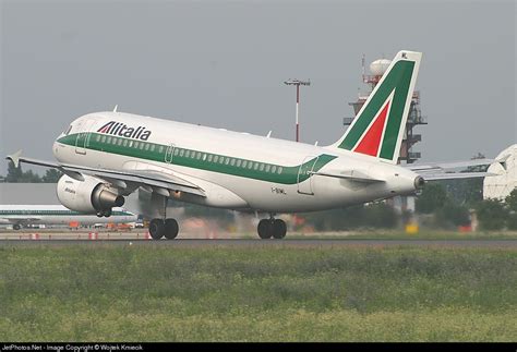 I BIML Airbus A319 112 Alitalia Wojtek Kmiecik JetPhotos