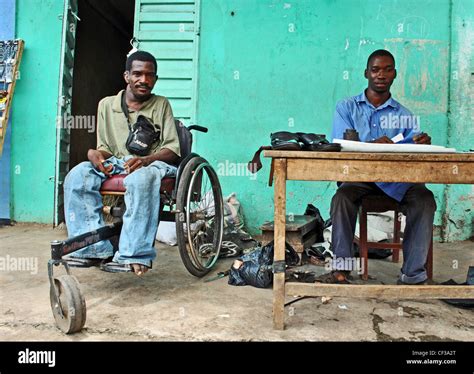 Polio Victim Fotos Und Bildmaterial In Hoher Auflösung Alamy