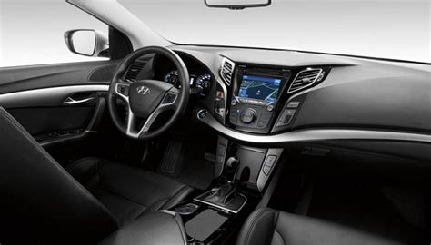 Hyundai i40 - interior