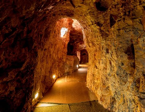 17 Things To Do In Coober Pedy To Show Theres Nowhere Like It — Walk