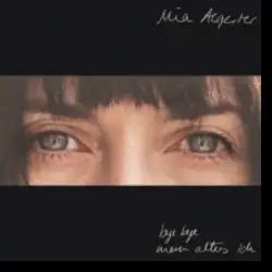 Mia Aegerter Ver Ffentlicht Das Album Bye Bye Mein Altes Ich