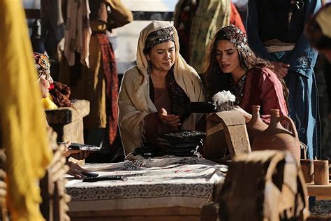 H Lya Darcan And Hande Subasi In Dirilis Ertugrul Hd Wallpaper Pxfuel