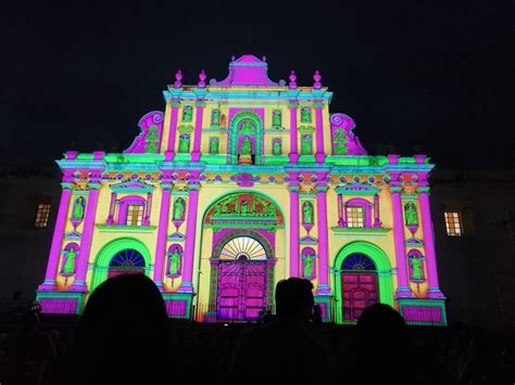 Monumentos Hist Ricos De La Antigua Guatemala Se Iluminaron Con