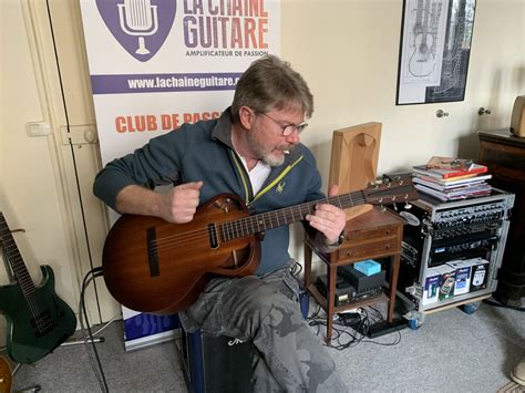 Blind Guitars: world record of instruments assembled