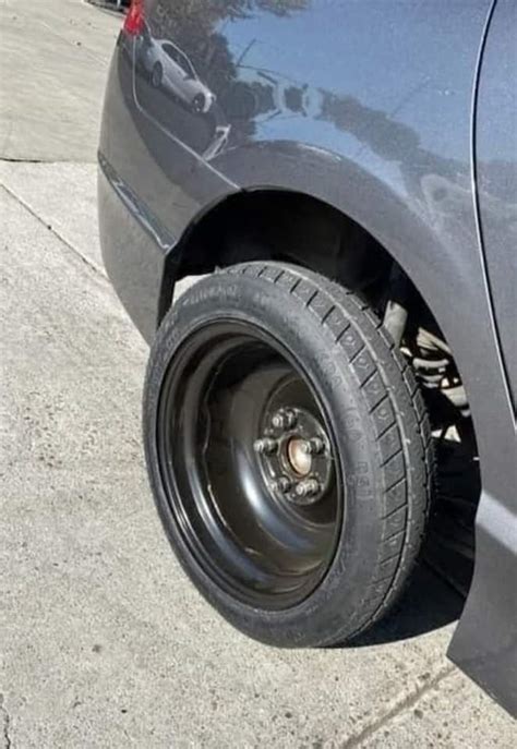 On Twitter Trans Got A Flat Tire And Put He