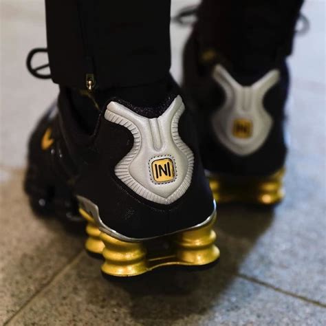 Nike Shox Tl Molas Neymar Jr Preto Dourado