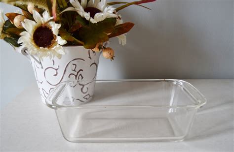 PYREX LOAF PAN Glass Meatloaf Pan – Haute Juice