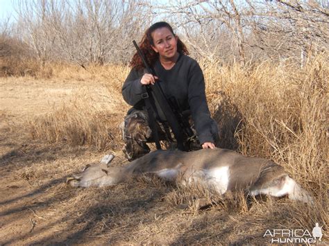 White-Tailed Deer Hunting | AfricaHunting.com