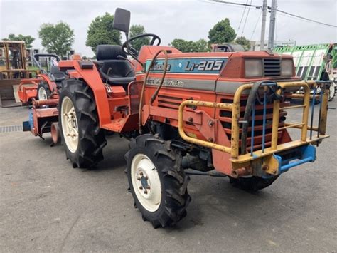 Tractors KUBOTA L1 205D FARM MART