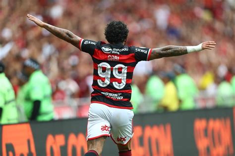 Flamengo Busca Substituto Para Gabigol Richarlison E Roger Guedes Na Mira