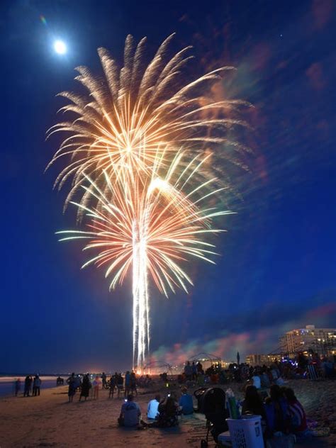 photos: Cocoa Beach Fireworks Display