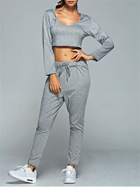 2018 Sporty Crop Top And Jogging Pants In Gray S Zaful