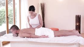 Relaxxxed Sensual Sex With Big Titted Oiled Up Czech Babe Cnn Amador