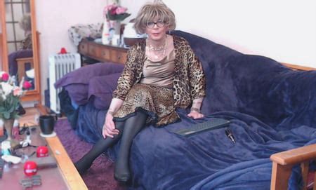 Mature Gay Sissy Non Porn Pics XHamster