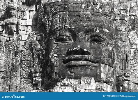 Buddha Statue Head Sculpture Carving Angkor Thom Temple Angkor Wat