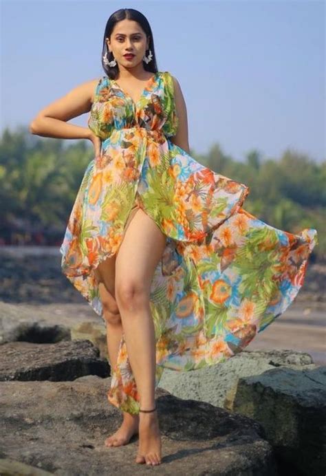 Khushi Khan Hot Shot Indian Actress Profile