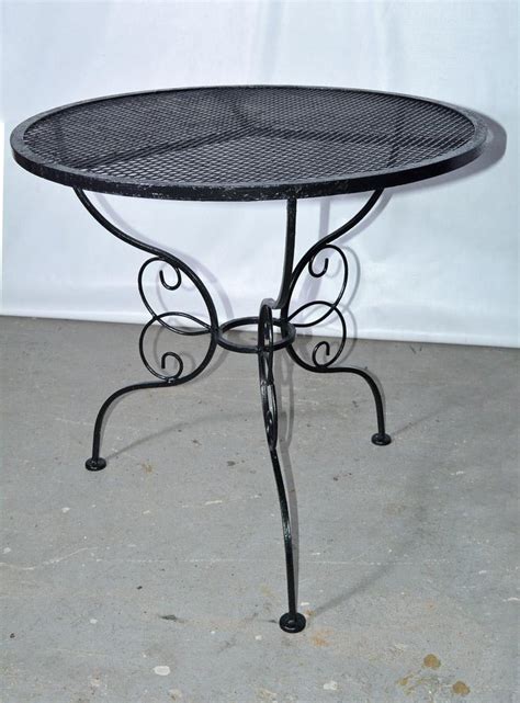 Round Woodard Wrought Iron Garden Table At 1stdibs