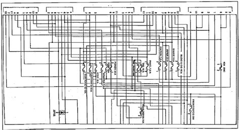 Монтажный блок №1 (под панелью приборов) (Тойота Карина Т190, 1992-1996 ...