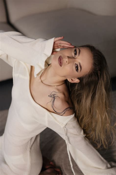 Charming Ruslana 28 Y O From Vinnitsa With Blonde Hair ID 261996