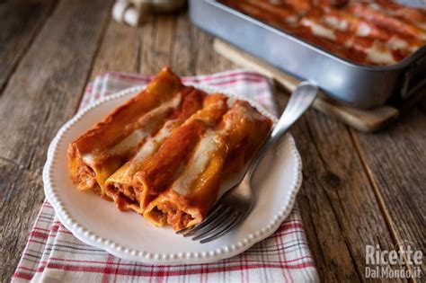 korong Külföldi nyugat cannelloni ripieni al forno con besciamella