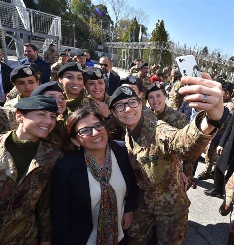 Military News From Italy Multinational Cimic Group Visita Del Ministro