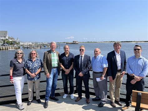 Why We're Not Allowed To Pump Our Own Gas In New Jersey