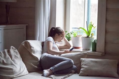 Por qué MI EX ME IGNORA y qué hago Causas y Consejos