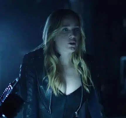 Caity Lotz Has Fantastic Tits Scrolller