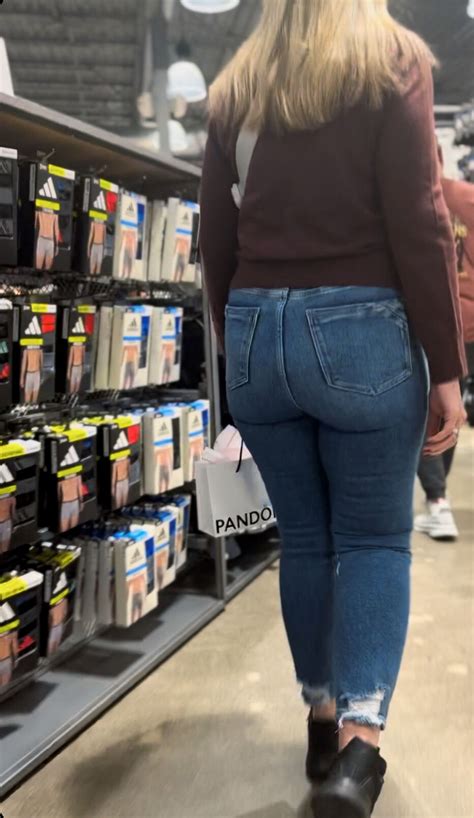 Milf Big Ass Tight Jeans Forum