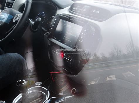 Spyshots Kia Soul 2014 Interior Revealed Autoevolution