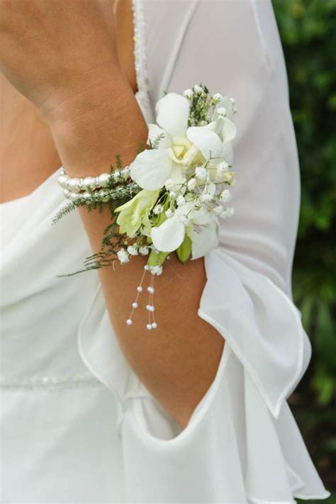 Prom Corsage Buttonhole Ideas Guide How To Glue Wire A Corsage