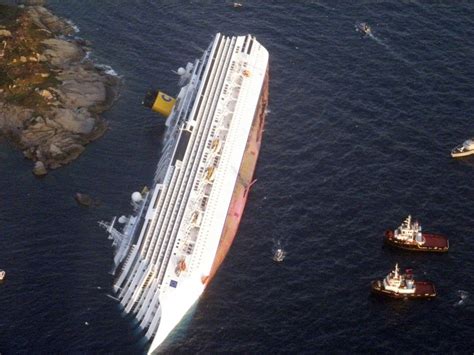 Costa Concordia Death Toll Rises To Six Tragedy In Pictures Photos Ibtimes