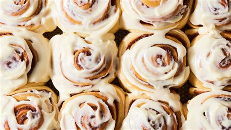 Best Homemade Cinnamon Rolls Recipe - How To Make Cinnamon Rolls