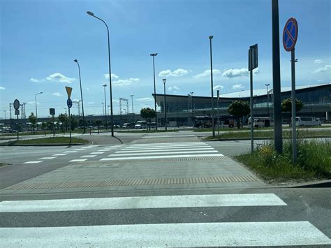 How to Get from Gdańsk Airport to City Centre - The Geo Room