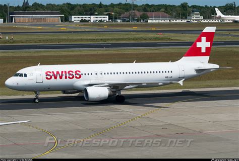 HB IJI Swiss Airbus A320 214 Photo By Yardel Koschek ID 907008