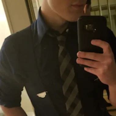 Heiße MILF Brandi Love hilft ihrer Stieftochter Bella Rose xHamster