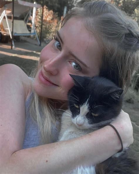 Mira Model Mira Nude OnlyFans Leaks Photos TheFappening