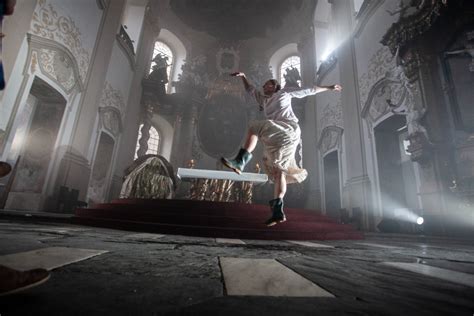 Tvrtek Na Divadeln Flo E Sex Drogy A Nahota Olomouc Cz