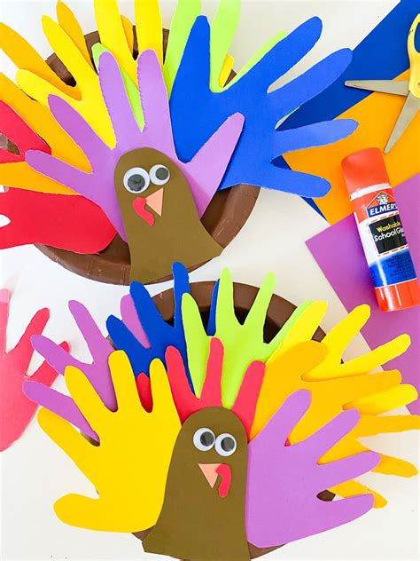 17 EASY Preschool Turkey Crafts (2025) - ABCDee Learning