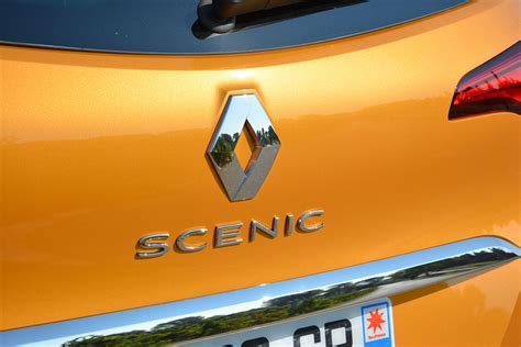 Renault Scenic Hybrid | News, Specs, Driving Impressions | Digital Trends